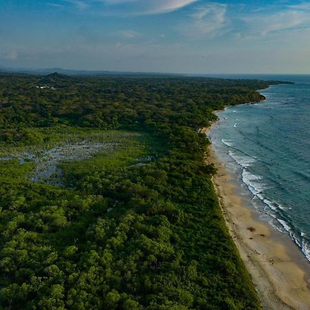 Beach Walk Costa Rica Playa Avellana Exterior photo